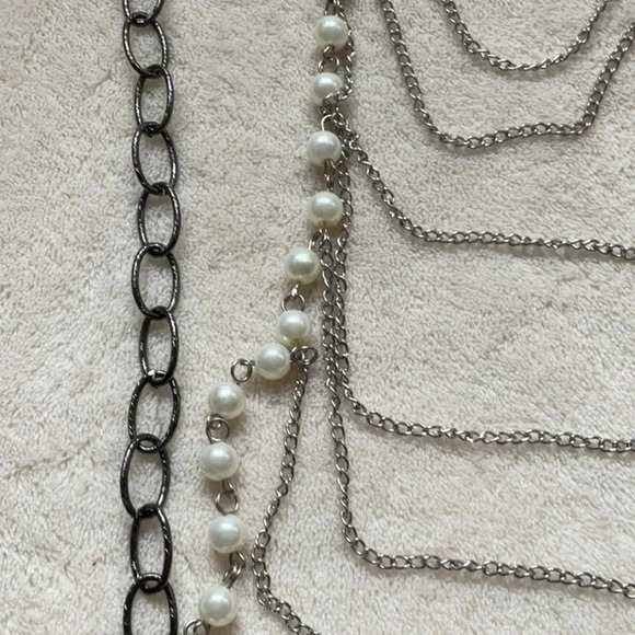 Necklace - Picture 5 of 6